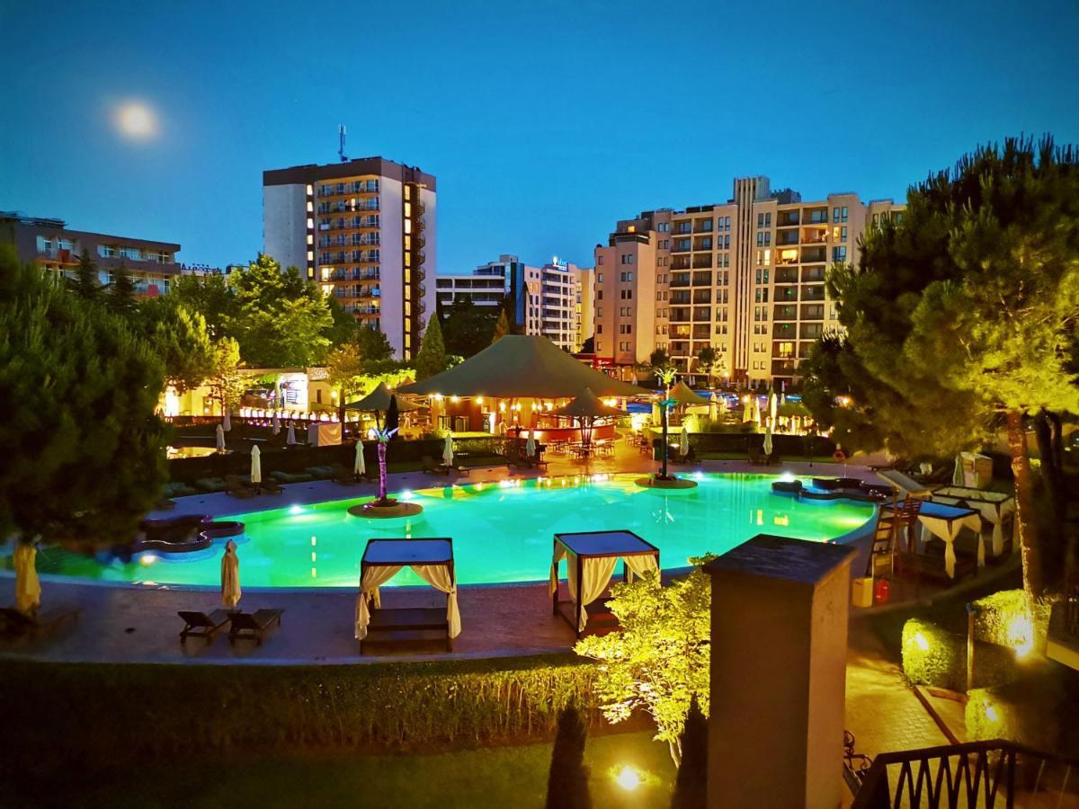 Cozy Apartment In Barcelo Royal Beach Hotel ***** Slantschew brjag Exterior foto