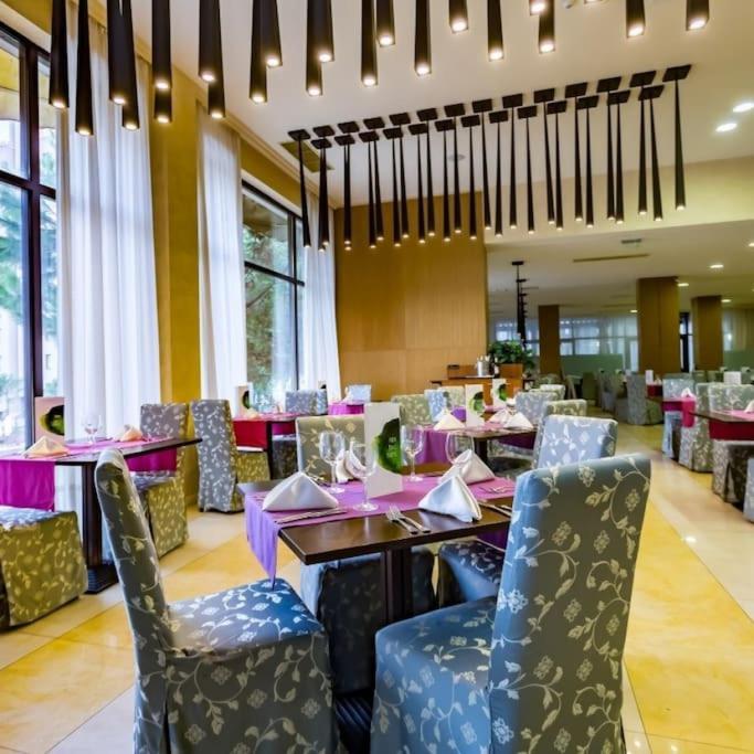 Cozy Apartment In Barcelo Royal Beach Hotel ***** Slantschew brjag Exterior foto